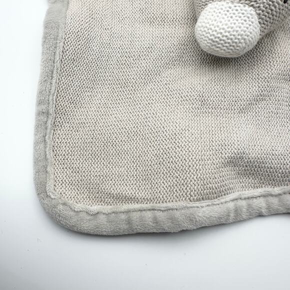 Peacock Alley Light Grey Fleece Giraffe Lovey Security Baby Blanket Soft Plush - Picture 7 of 10